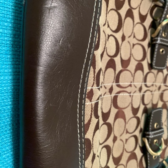 Authentic Coach Handbag, Excellent Condition - Picture 9 of 15